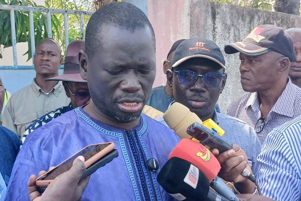 PORT ZIGUINCHOR. Le Président de L&rsquo;UNCCIS apporte son soutien à la chambre de commerce