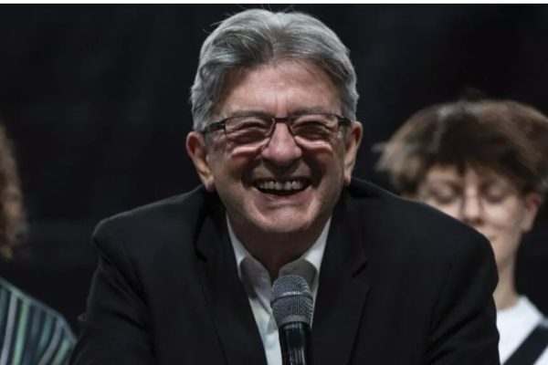 Présidentielle 2027 en France : Jean-Luc Mélenchon se lance officiellement dans la course à l’Élysée