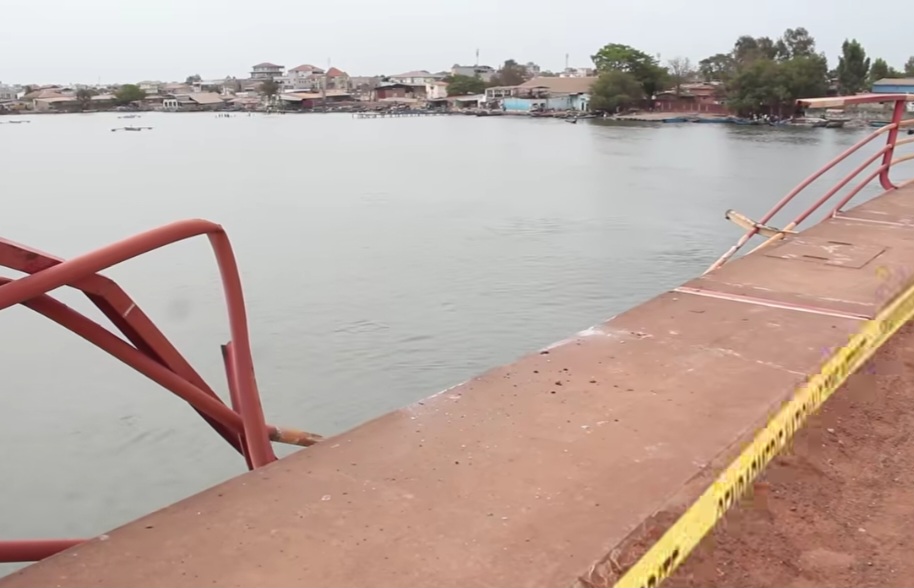 Drame sur le fleuve Casamance : un véhicule de transport plonge du pont Émile Badiane :un mort , un porté disparu…