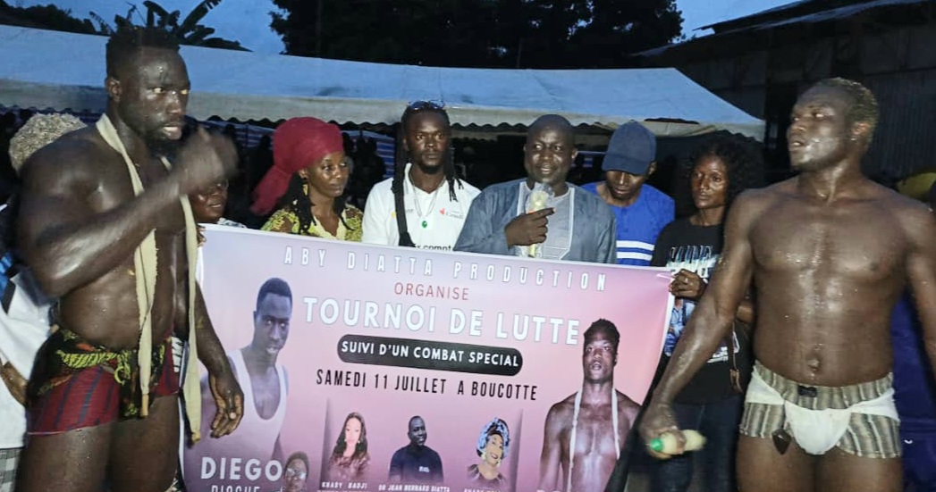 Ziguinchor : Le Dr Jean-Bernard Diatta sonne la charge de la jeunesse depuis l&rsquo;arène de Mbodiène Bérèt