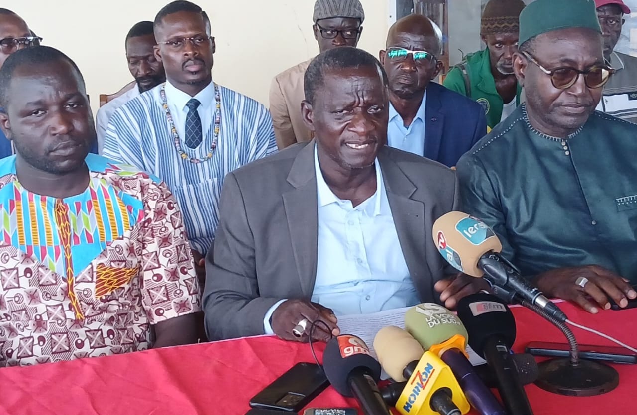 KIIRAAY à Ziguinchor met la pression sur les fonds de la paix : « La Casamance exige des comptes »