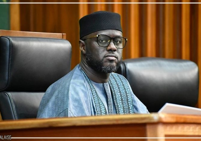 A.N / Démission de Malick Ndiaye : un nouveau séisme politique au sommet de l’État