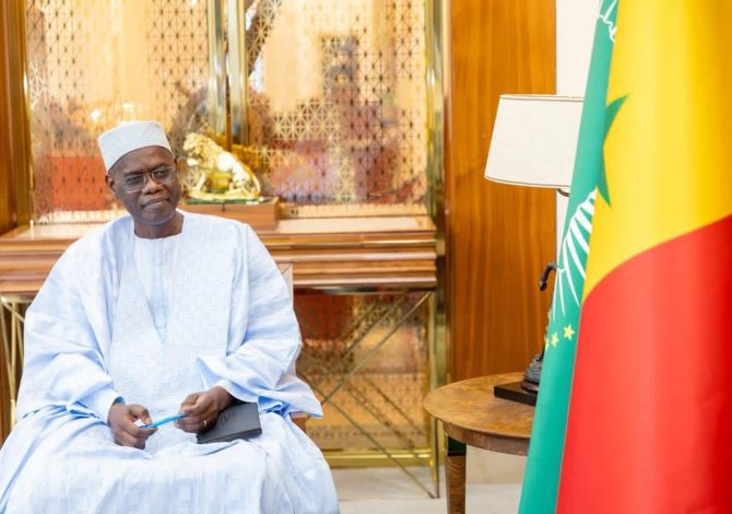 Ahmadou Al Aminou Lô nommé Premier ministre du Sénégal