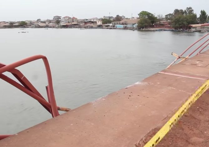 Drame sur le fleuve Casamance : un véhicule de transport plonge du pont Émile Badiane :un mort , un porté disparu…