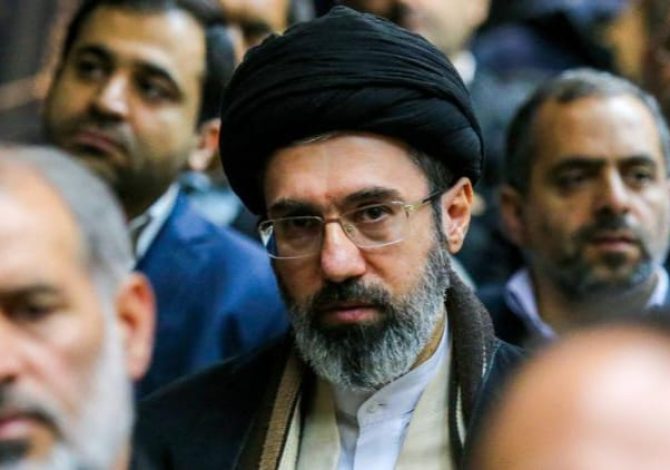 Conflit au Moyen-Orient : Mojtaba Khamenei annoncé « sain et sauf » alors que l’Iran intensifie ses frappes