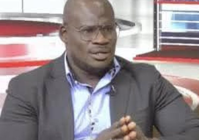 [Urgent] Affaire Pape Cheikh Diallo / Arrestation de kader chroniqueur Sen Tv juste apres …