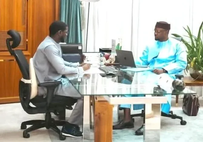 Sonko / Diomaye : Il faut tenir le congrès pour rétablir l’unité de Pastef et la liaison avec le peuple (Par Fodé Diagne)